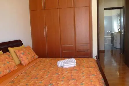 Luxurious Newly Built Maisonette In *
